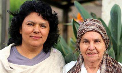Berta Caceres y su Madre Berta Flores Berta Caceres y su Madre Berta Flores