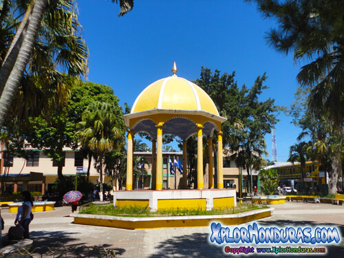 Parque Central Tela Atlantida Honduras