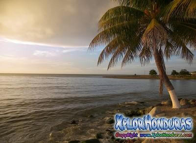 Playas de La Ceiba Atlantida Honduras Poema a La Ceiba