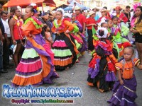 Video Desfile de Carrozas Carnaval de La Ceiba 2013 Parte 1